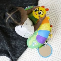 Cal-a-Pillow Tummy time aktivitetslegetøj