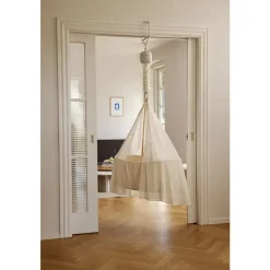 Membantu vugge baldakin