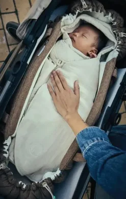 Najell barnevognsdragt - Ivory White