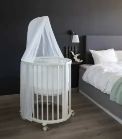 Stokke Sleepi V3 Mini Hvid inkl. madras og forlængerstykke